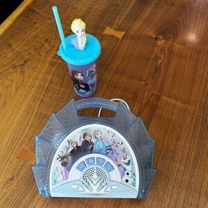 Bundle Frozen 2 Sing Along Boombox With Microphone and ZAK 3D Elsa Water Cup